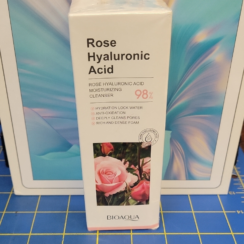 Bioaqua Rose 98% Hyaluronic Acid Cleanser 100g New Sealed Box